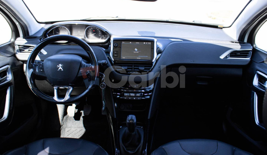 Peugeot 2008 1.6 BlueHDi 100 Allure