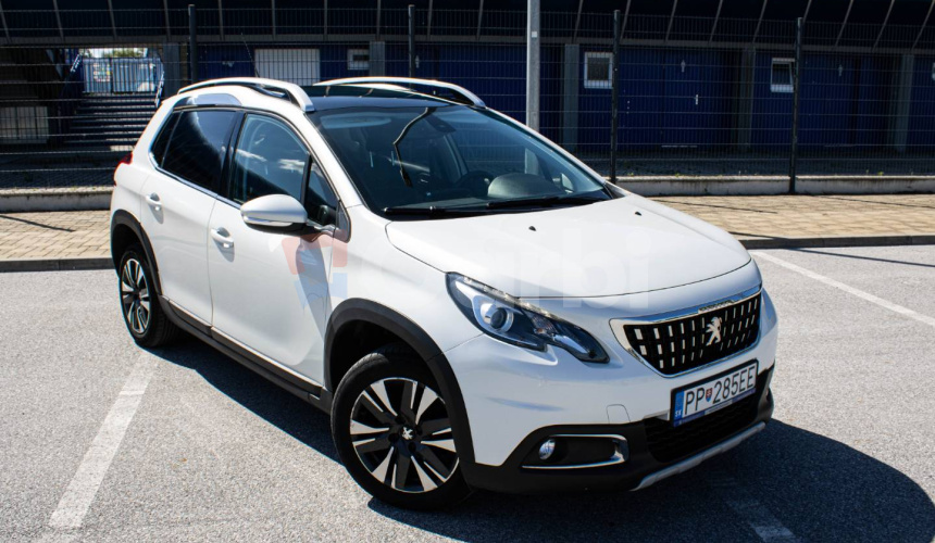 Peugeot 2008 1.6 BlueHDi 100 Allure