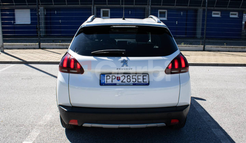 Peugeot 2008 1.6 BlueHDi 100 Allure
