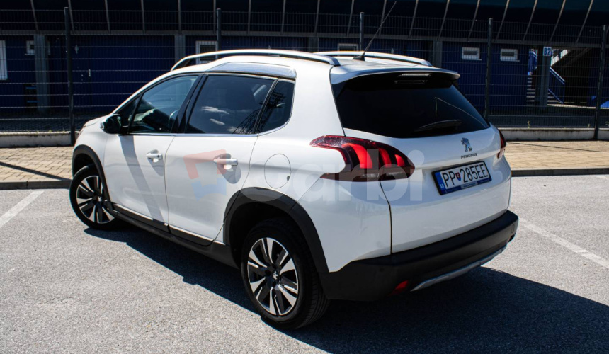 Peugeot 2008 1.6 BlueHDi 100 Allure