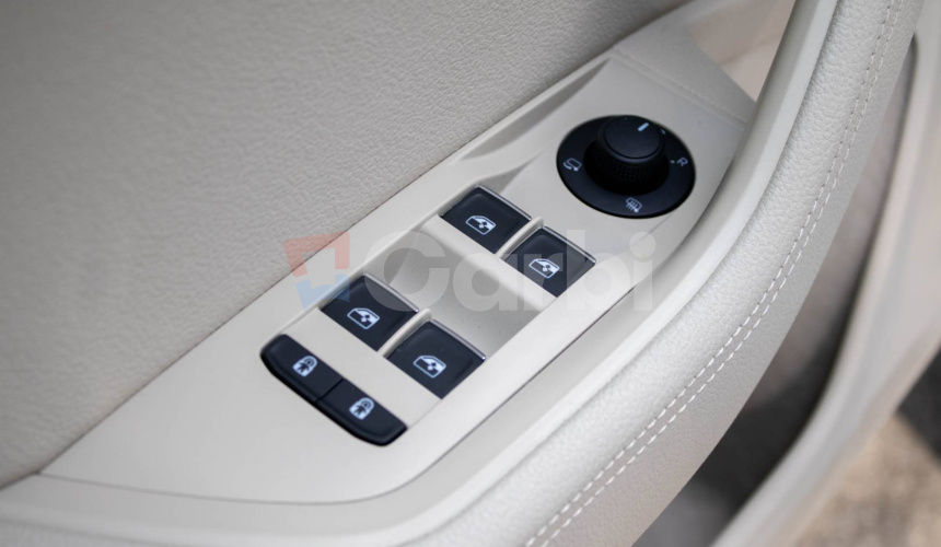 Škoda Superb L&K 2.0 TSi 4x4 DSG Full výbava