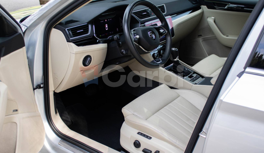 Škoda Superb L&K 2.0 TSi 4x4 DSG Full výbava
