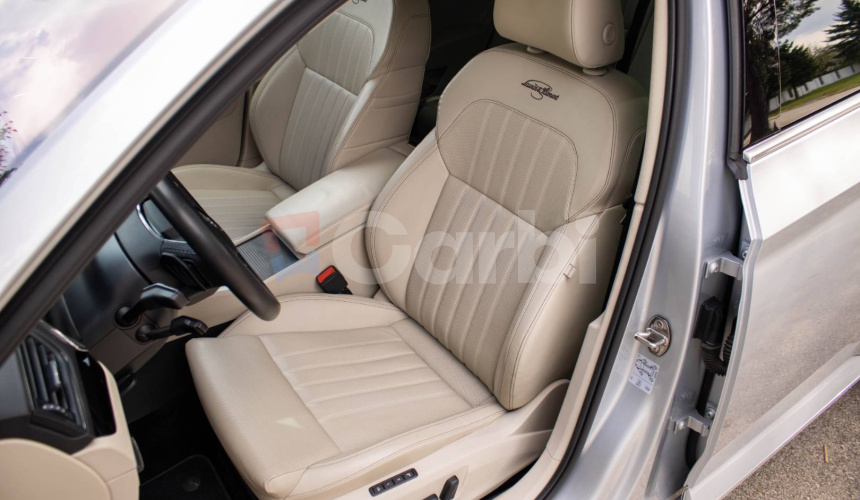 Škoda Superb L&K 2.0 TSi 4x4 DSG Full výbava