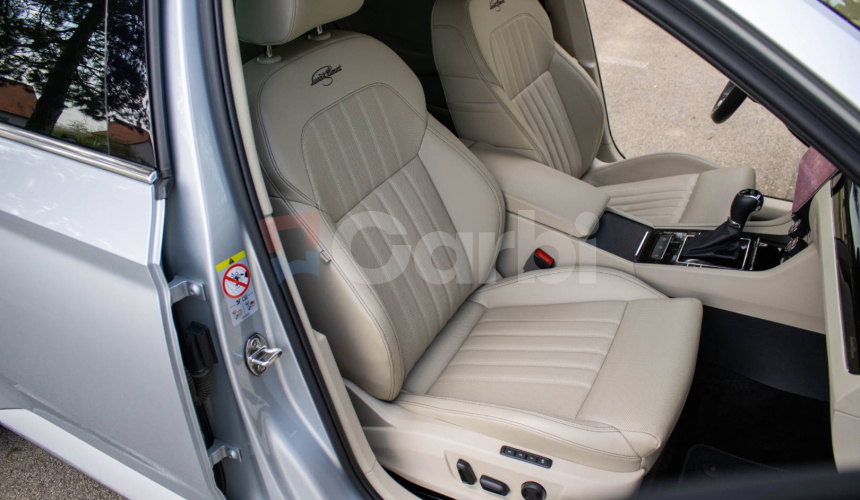 Škoda Superb L&K 2.0 TSi 4x4 DSG Full výbava