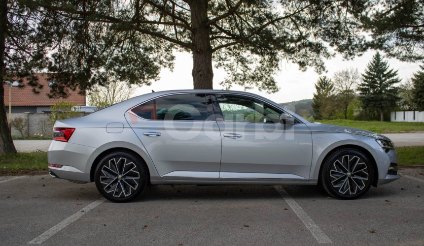 Škoda Superb L&K 2.0 TSi 4x4 DSG Full výbava