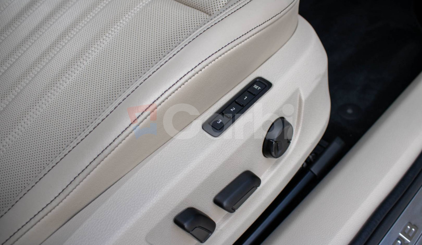 Škoda Superb L&K 2.0 TSi 4x4 DSG Full výbava