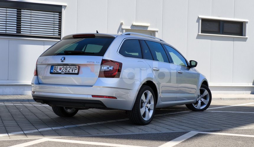 Škoda Octavia Combi 2.0 TDI 110kW Elegance