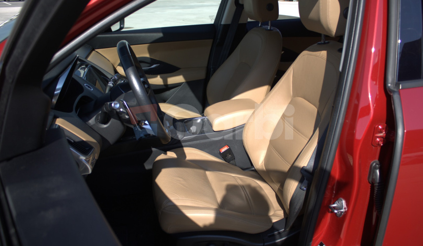 Jaguar E-Pace 2.0 I4 D165 MHEV R-Dynamic SE AWD