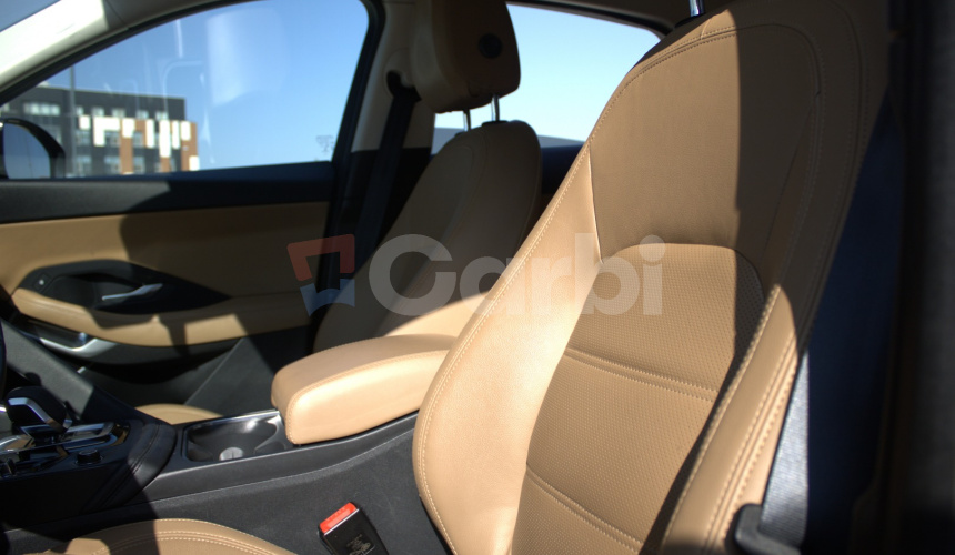 Jaguar E-Pace 2.0 I4 D165 MHEV R-Dynamic SE AWD