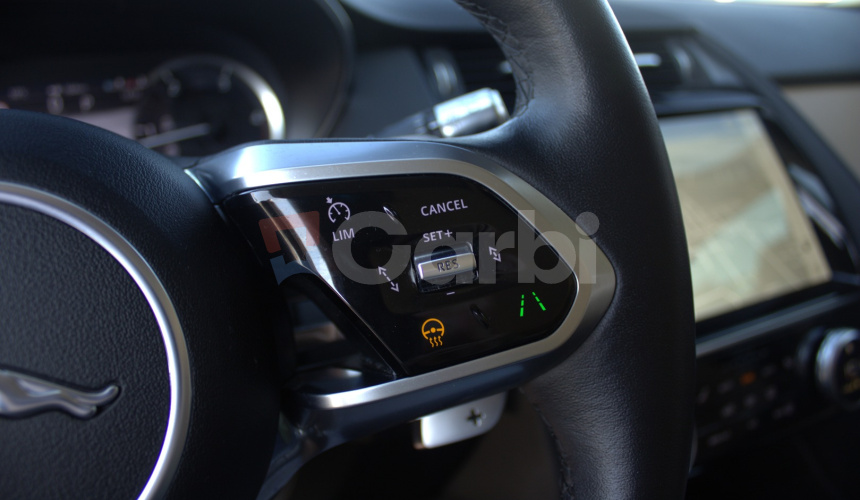 Jaguar E-Pace 2.0 I4 D165 MHEV R-Dynamic SE AWD