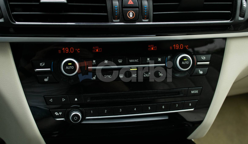 BMW X5 30d xDrive M-Packet, Slovenské, TOP výbava!