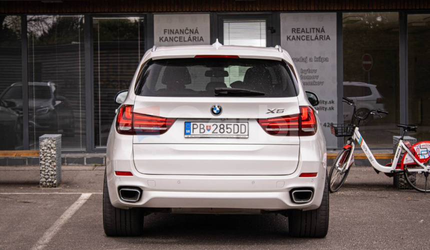 BMW X5 30d xDrive M-Packet, Slovenské, TOP výbava!