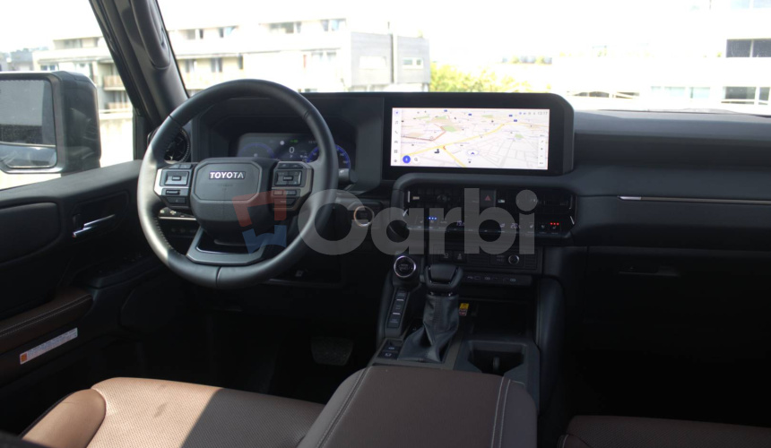 Toyota Land Cruiser 2.8 D-4D 204 Invincible A/T 4x4