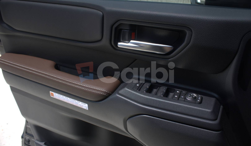 Toyota Land Cruiser 2.8 D-4D 204 Invincible A/T 4x4