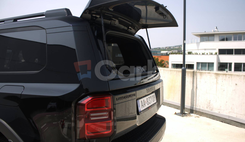 Toyota Land Cruiser 2.8 D-4D 204 Invincible A/T 4x4