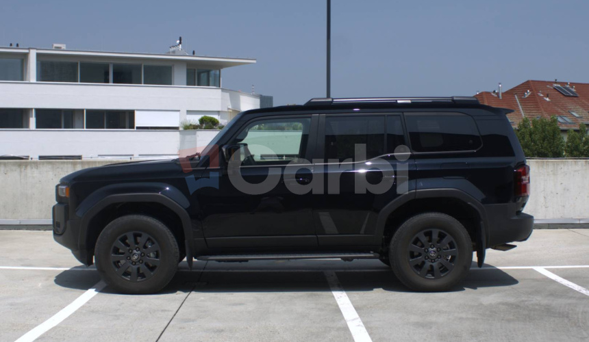 Toyota Land Cruiser 2.8 D-4D 204 Invincible A/T 4x4