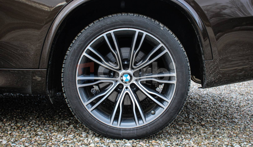 BMW Rad 5 Touring X-drive 40d A/T