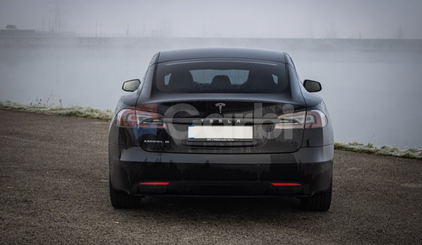 Tesla Model 75D Free Supercharging SC01, SOH 94%, Black, R21 ALU, nové brzdy, dojazd 440 km