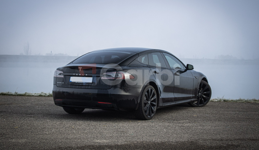 Tesla Model 75D Free Supercharging SC01, SOH 94%, Black, R21 ALU, nové brzdy, dojazd 440 km