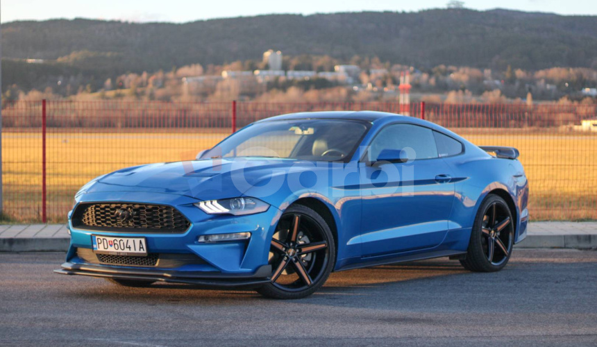 Ford Mustang 2.3 EcoBoost A/T