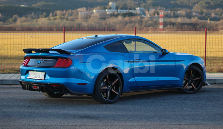 Ford Mustang 2.3 EcoBoost A/T