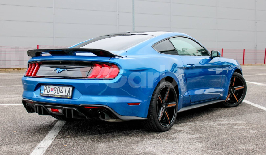 Ford Mustang 2.3 EcoBoost A/T