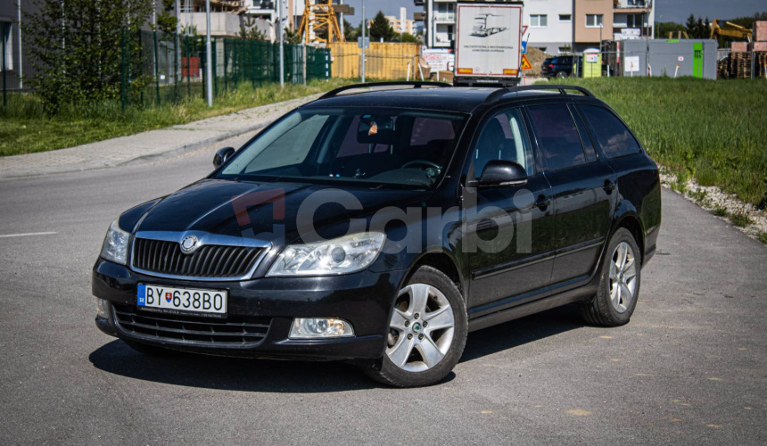 Škoda Octavia Combi 2.0 TDI Elegance, Po servise, nelakované