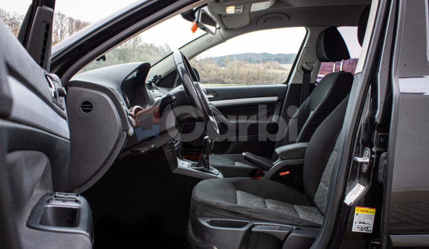 Škoda Octavia Combi 2.0 TDI Elegance, Po servise, nelakované