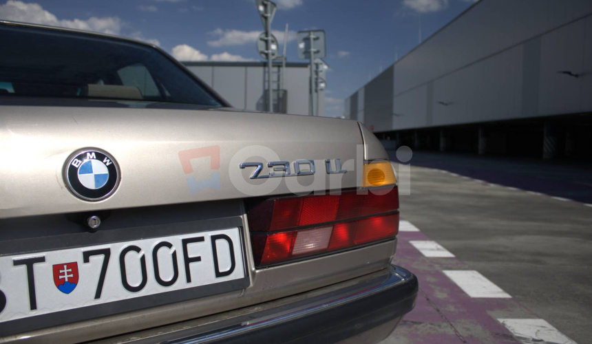 BMW Rad 7 730 i