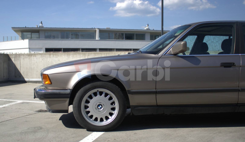 BMW Rad 7 730 i