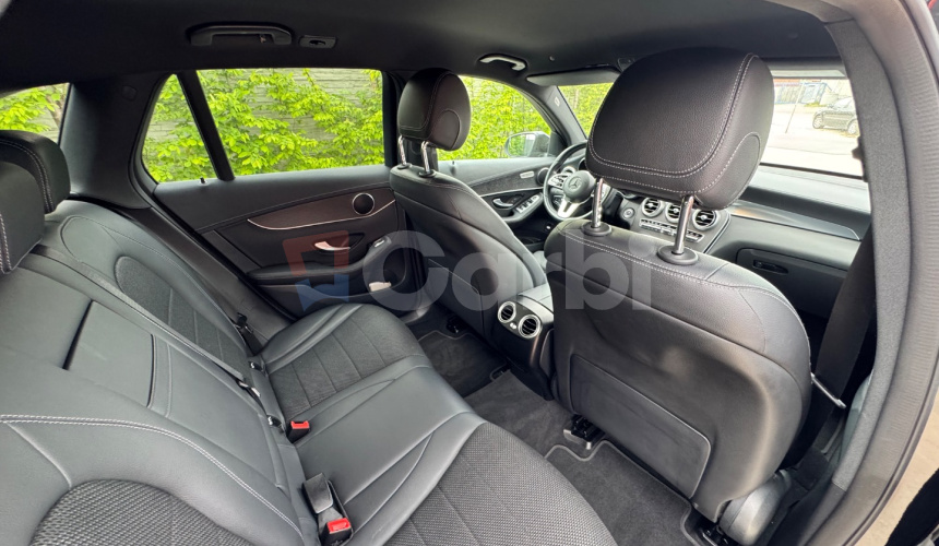 Mercedes-Benz GLC 200 4MATIC A/T MHEV 145 kW AMG Line