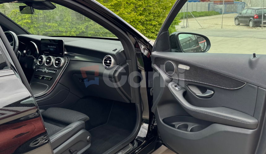 Mercedes-Benz GLC 200 4MATIC A/T MHEV 145 kW AMG Line