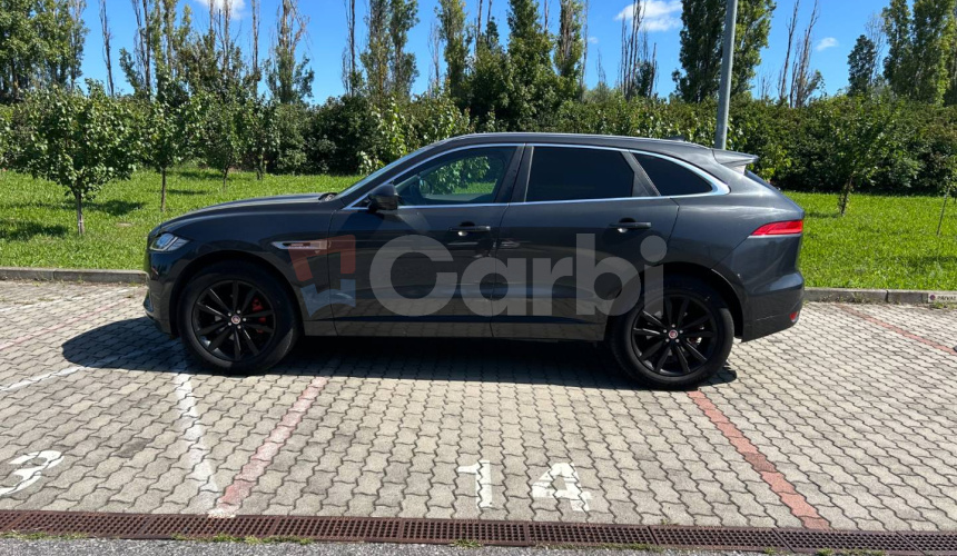 Jaguar F-Pace 2.0D I4 240k R-Sport AWD A/T