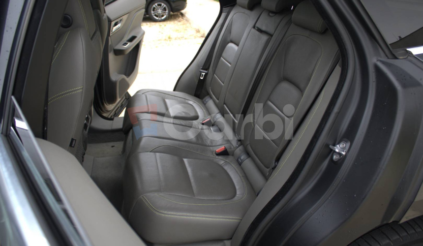 Jaguar F-Pace 2.0D I4 240k R-Sport AWD A/T
