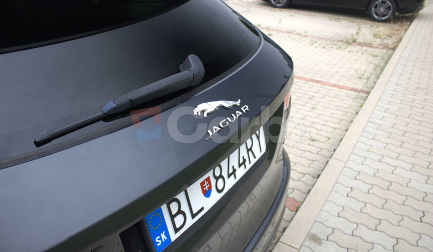 Jaguar F-Pace 2.0D I4 240k R-Sport AWD A/T