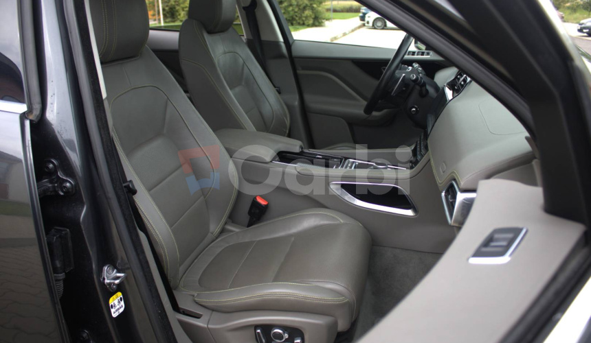Jaguar F-Pace 2.0D I4 240k R-Sport AWD A/T