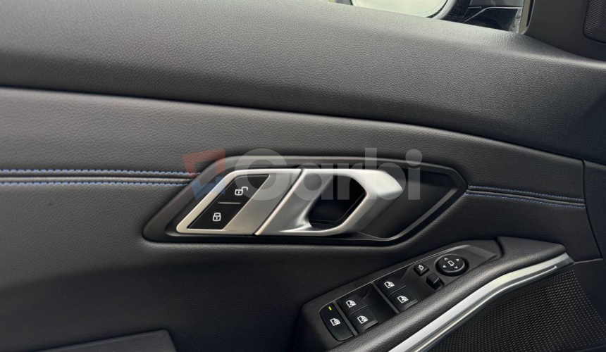 BMW Rad 3 Touring 320d mHEV xDrive A/T