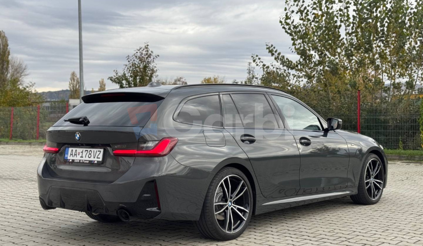 BMW Rad 3 Touring 320d mHEV xDrive A/T