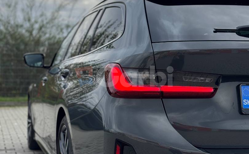 BMW Rad 3 Touring 320d mHEV xDrive A/T