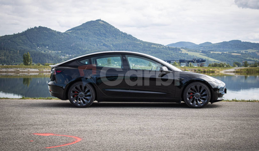 Tesla Model 3 Performance 82kWh Batéria, FSD-najvyšší autopilot, nelakované, DPH