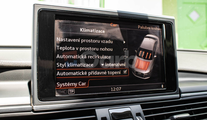 Audi A6 3.0 TDI 160kW quattro S tronic, Strešné okno, S-line