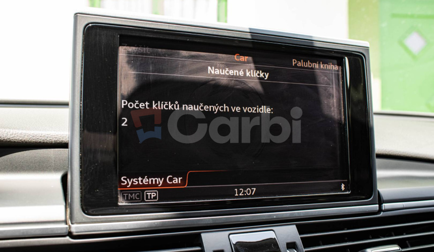 Audi A6 3.0 TDI 160kW quattro S tronic, Strešné okno, S-line