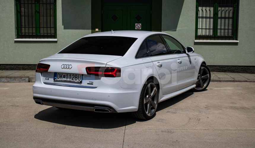 Audi A6 3.0 TDI 160kW quattro S tronic, Strešné okno, S-line