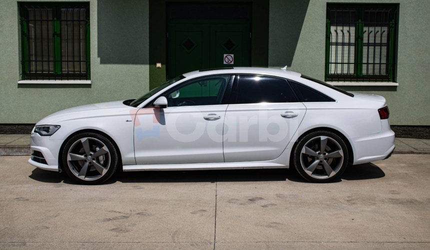 Audi A6 3.0 TDI 160kW quattro S tronic, Strešné okno, S-line