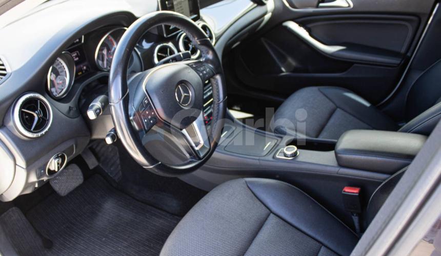 Mercedes-Benz CLA Kupé 200 URBAN A/T