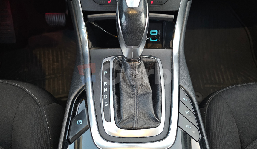 Ford Galaxy Titanium Space Edition