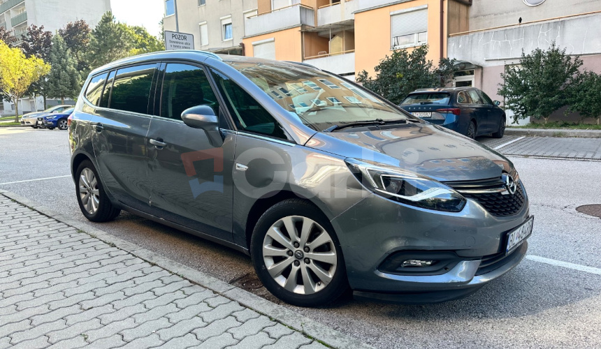 Opel Zafira Tourer