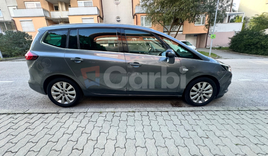 Opel Zafira Tourer