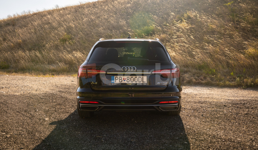 Audi A4 Avant 40 2.0 TDI quattro S tronic