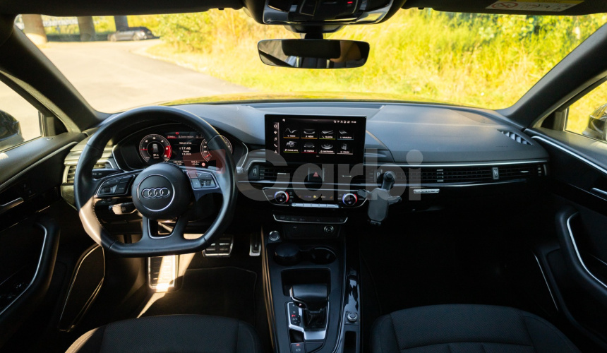 Audi A4 Avant 40 2.0 TDI quattro S tronic